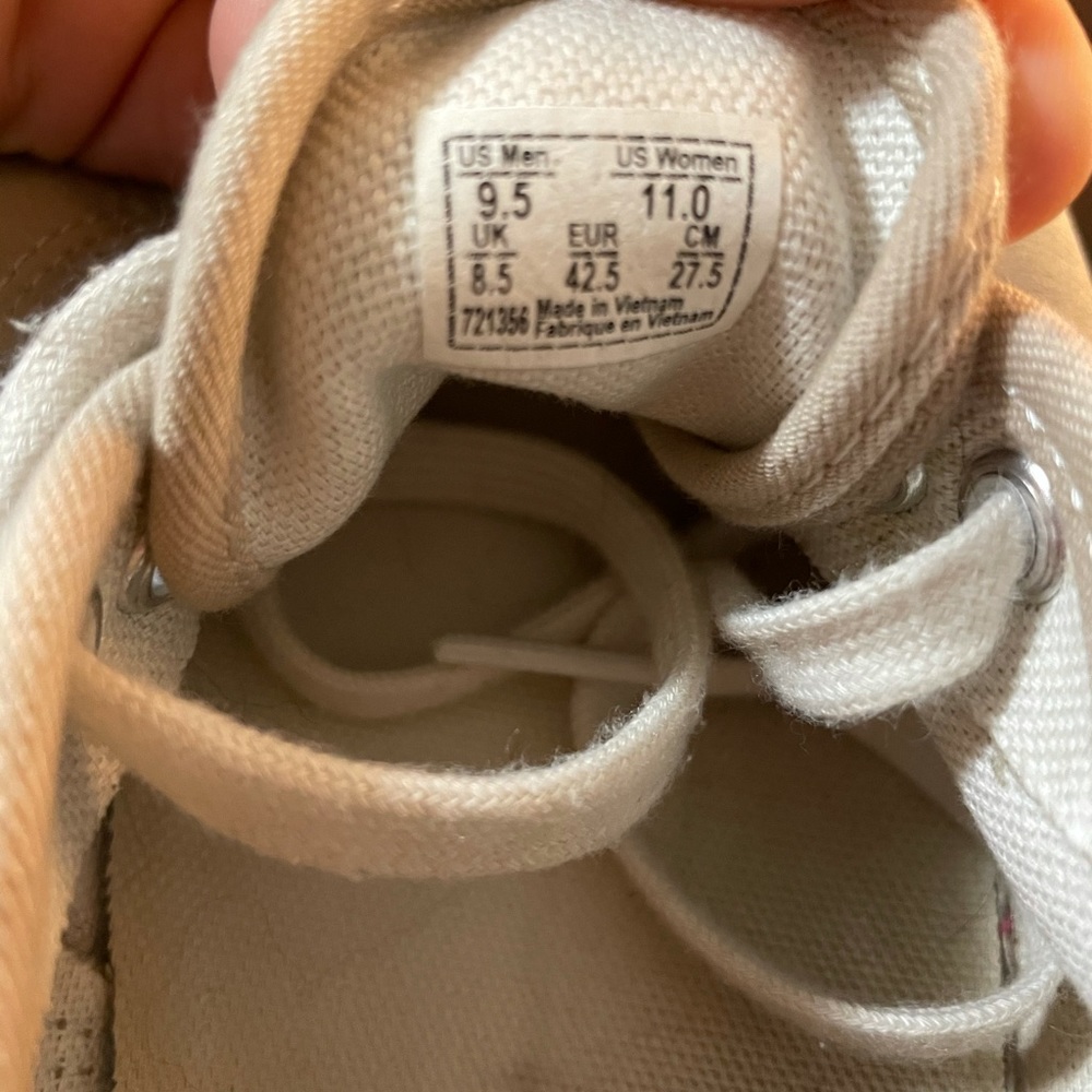 Vans tan leather canvas men’s size 9.5 women’s 11 - Picture 3 of 5